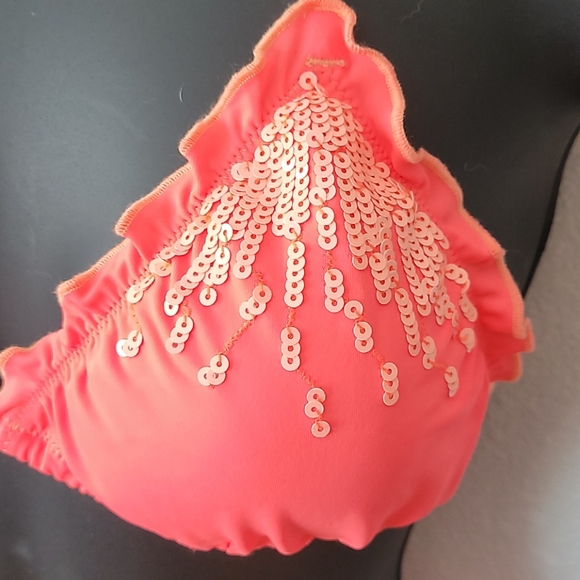 Victoria's Secret Cheeky Bikini set - Picture 2 of 4